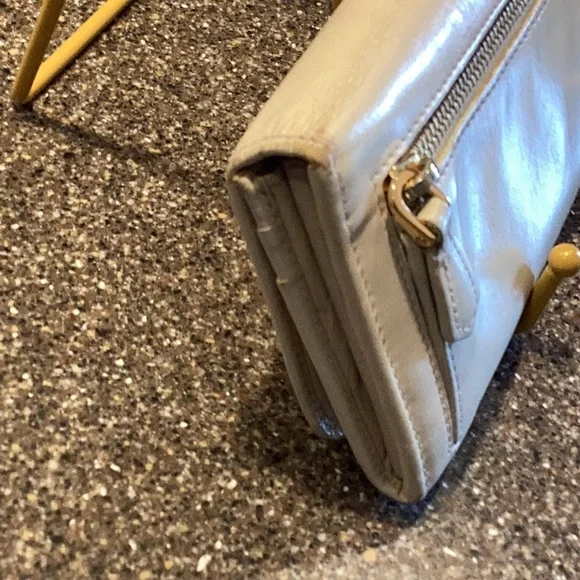 Prada long leather wallet with COA. Cream color. EUC - Picture 3 of 14